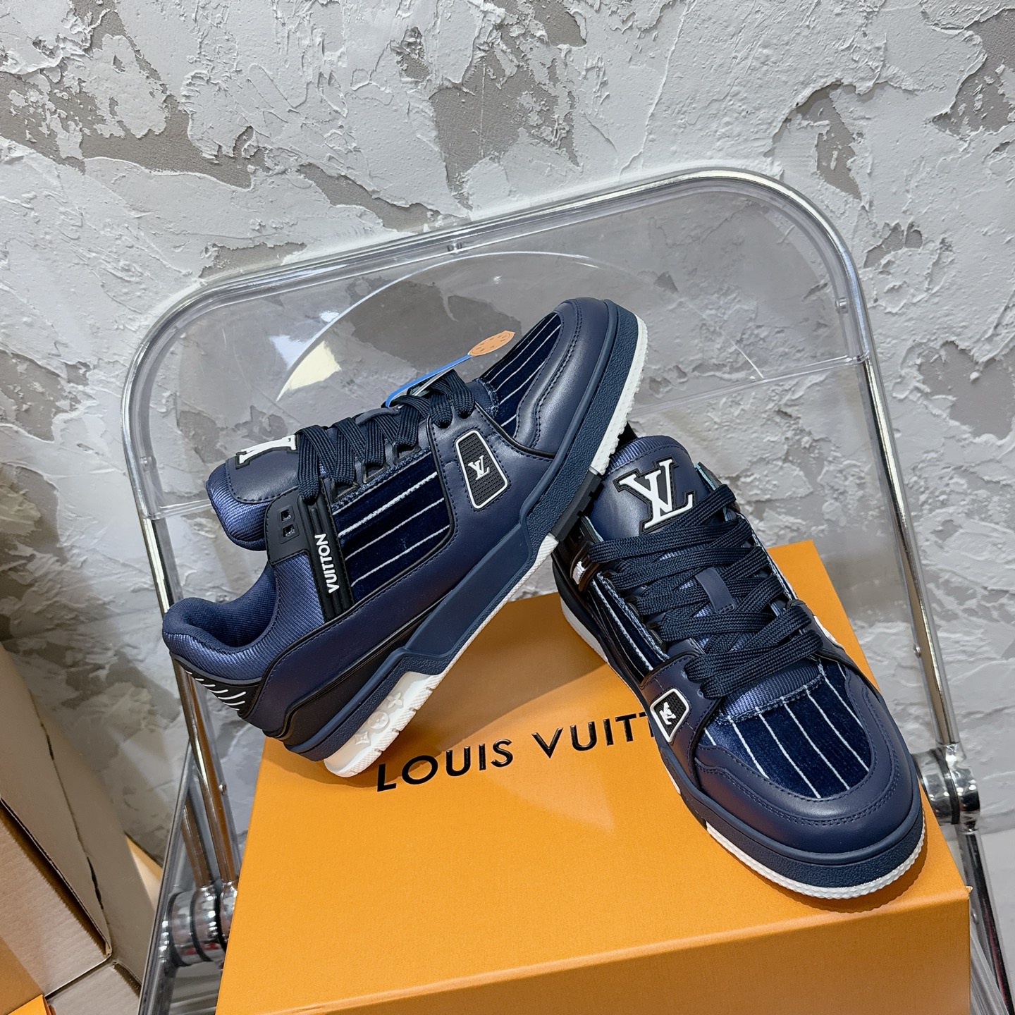 루이비통 LV Trainer 스타일 남성용 로우탑 스니커즈