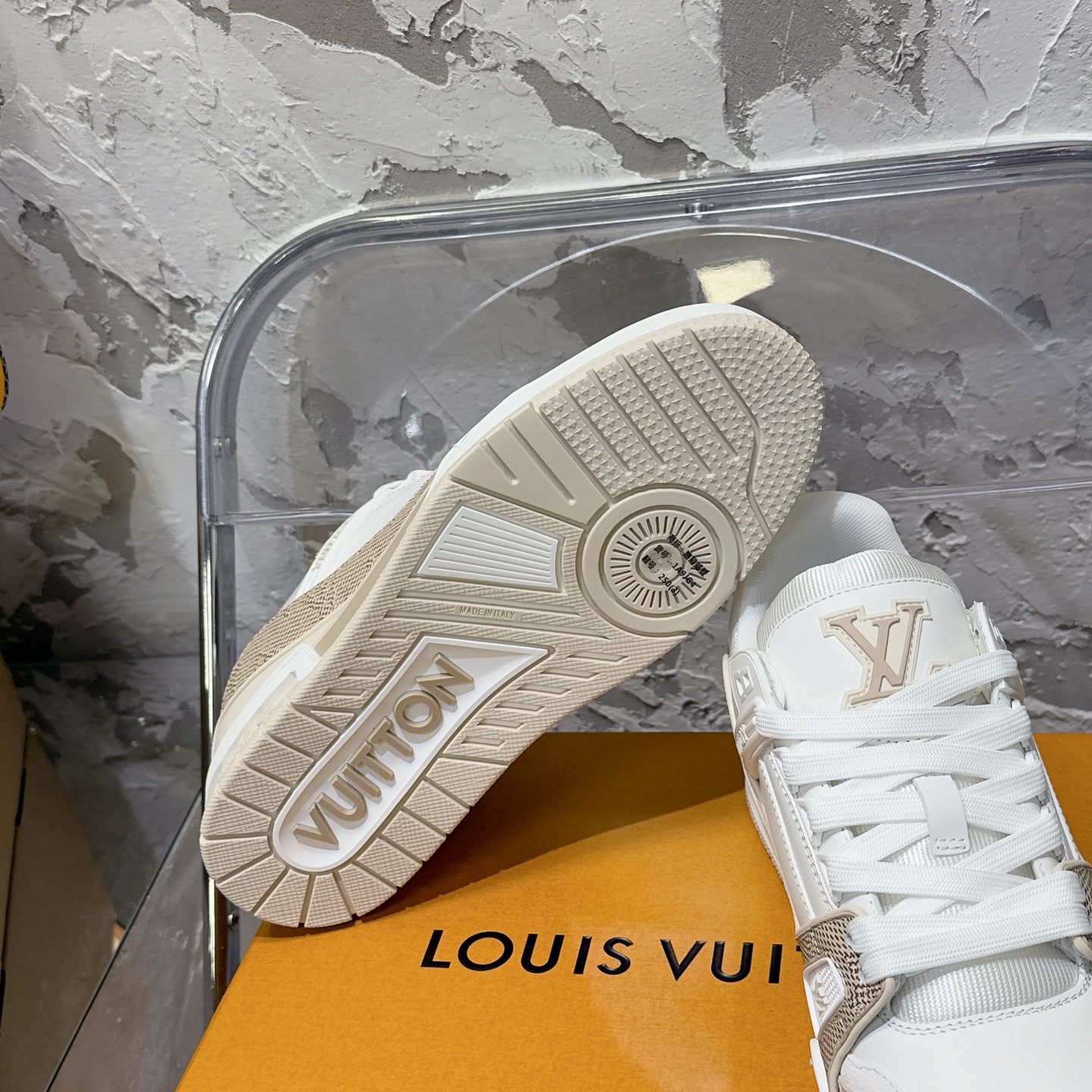 루이비통 LV Trainer 스타일 남성용 로우탑 스니커즈