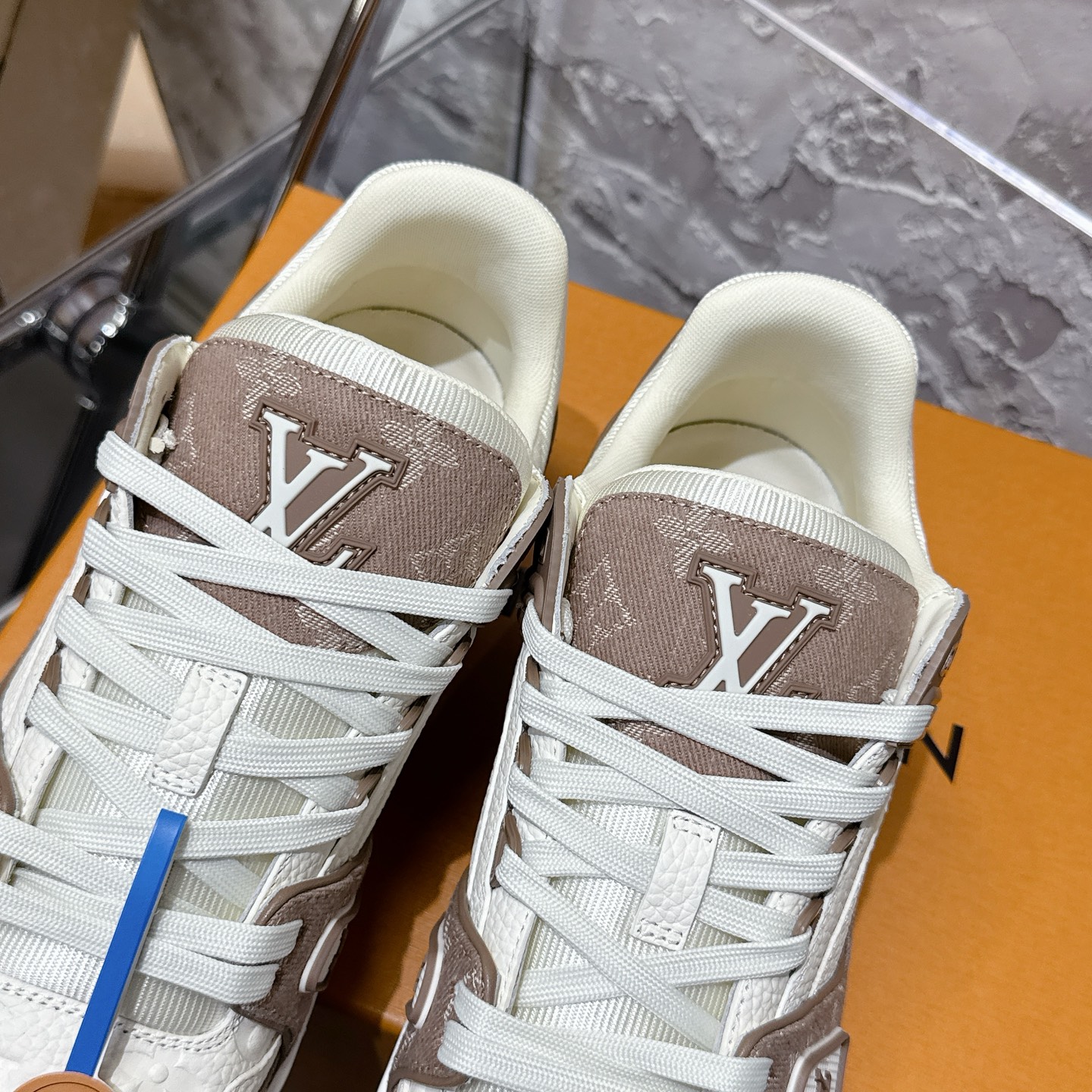 루이비통 LV Trainer 스타일 남성용 로우탑 스니커즈