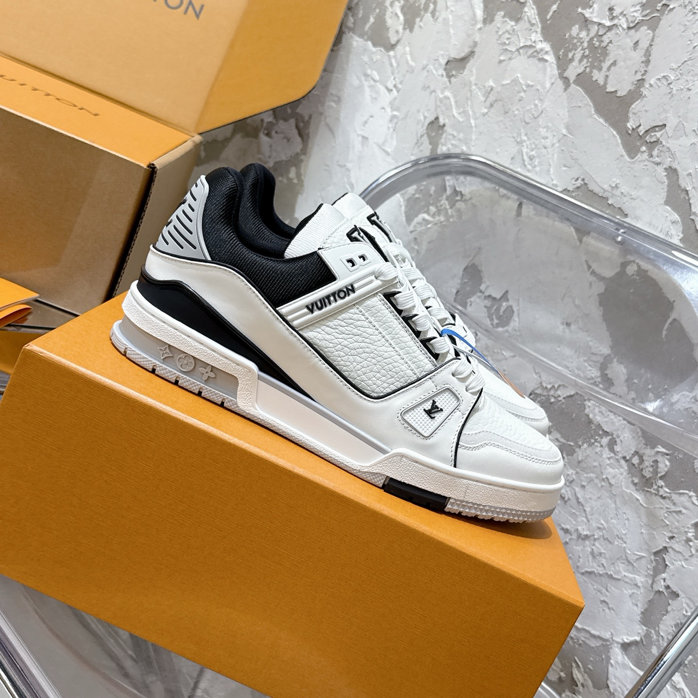 루이비통 LV Trainer 스타일 남성용 로우탑 스니커즈