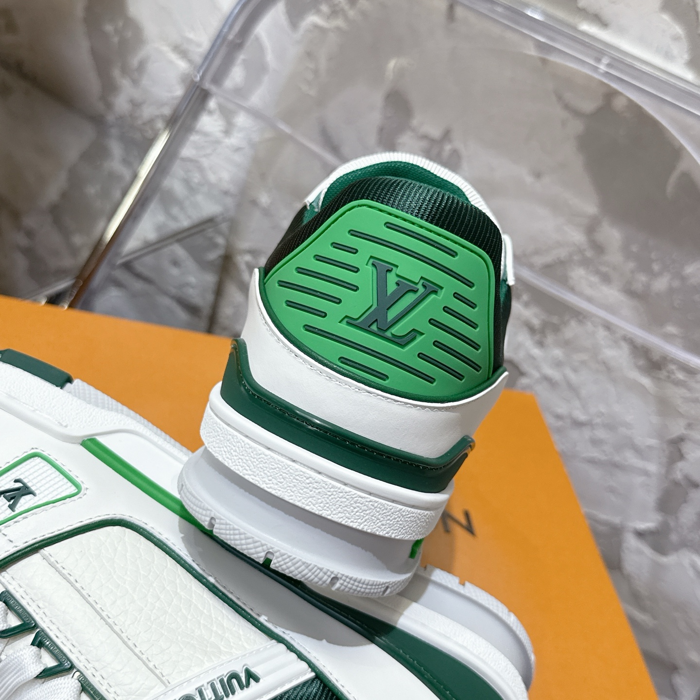 루이비통 LV Trainer 스타일 남성용 로우탑 스니커즈