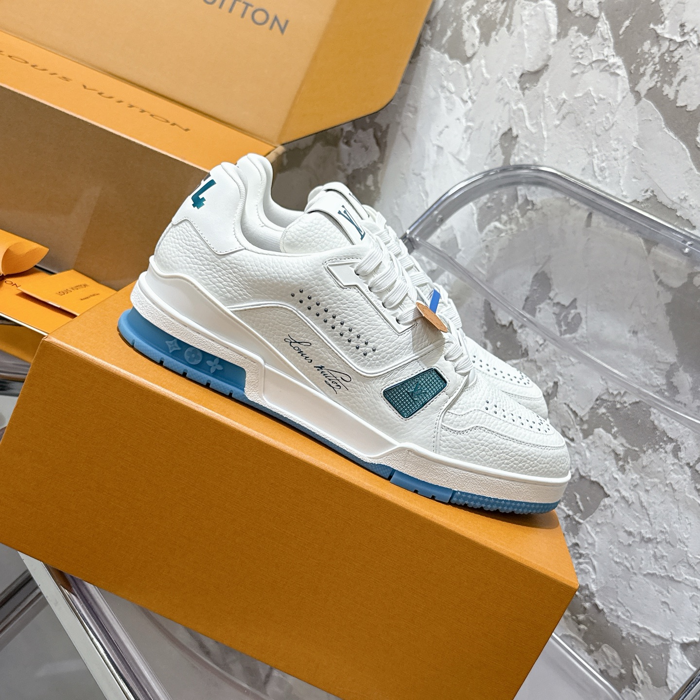 루이비똥 LV trainer 시리즈 캐주얼 스니커즈
