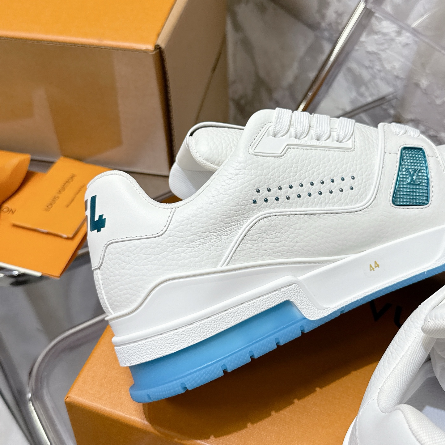 루이비똥 LV trainer 시리즈 캐주얼 스니커즈
