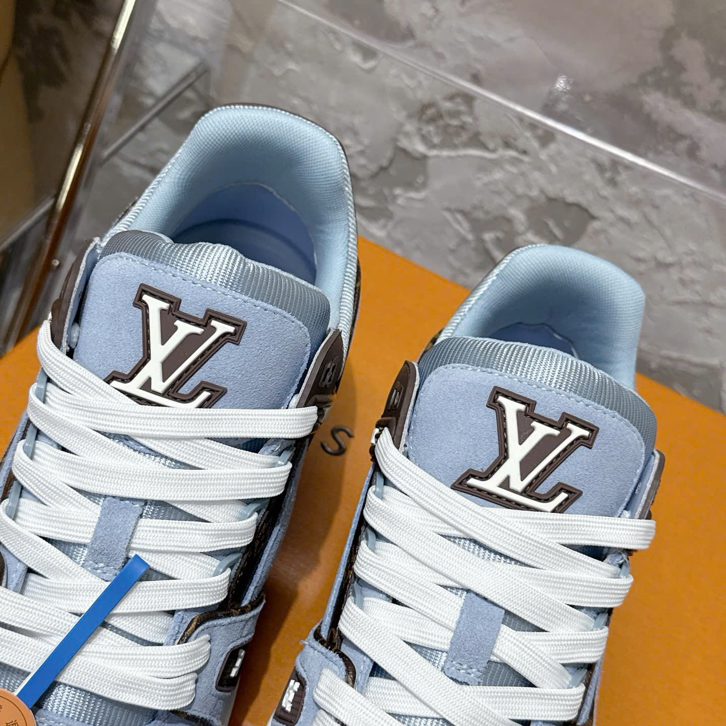 루이비통  LV 트레이너 시리즈 캐주얼 스포츠 스니커즈