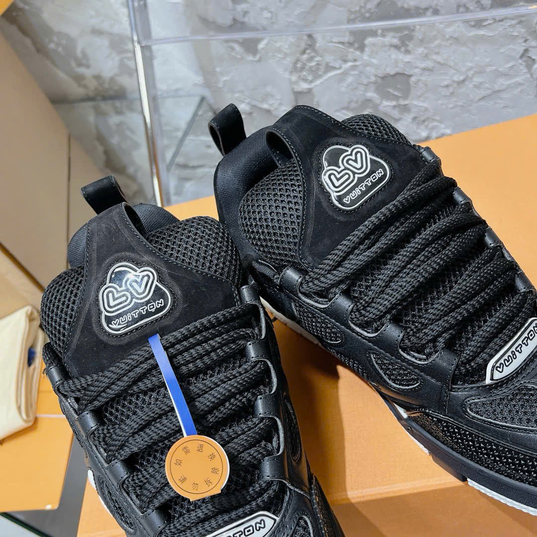 루이비통 LV 스케이트 SK8 빈티지 모노그램 스니커즈