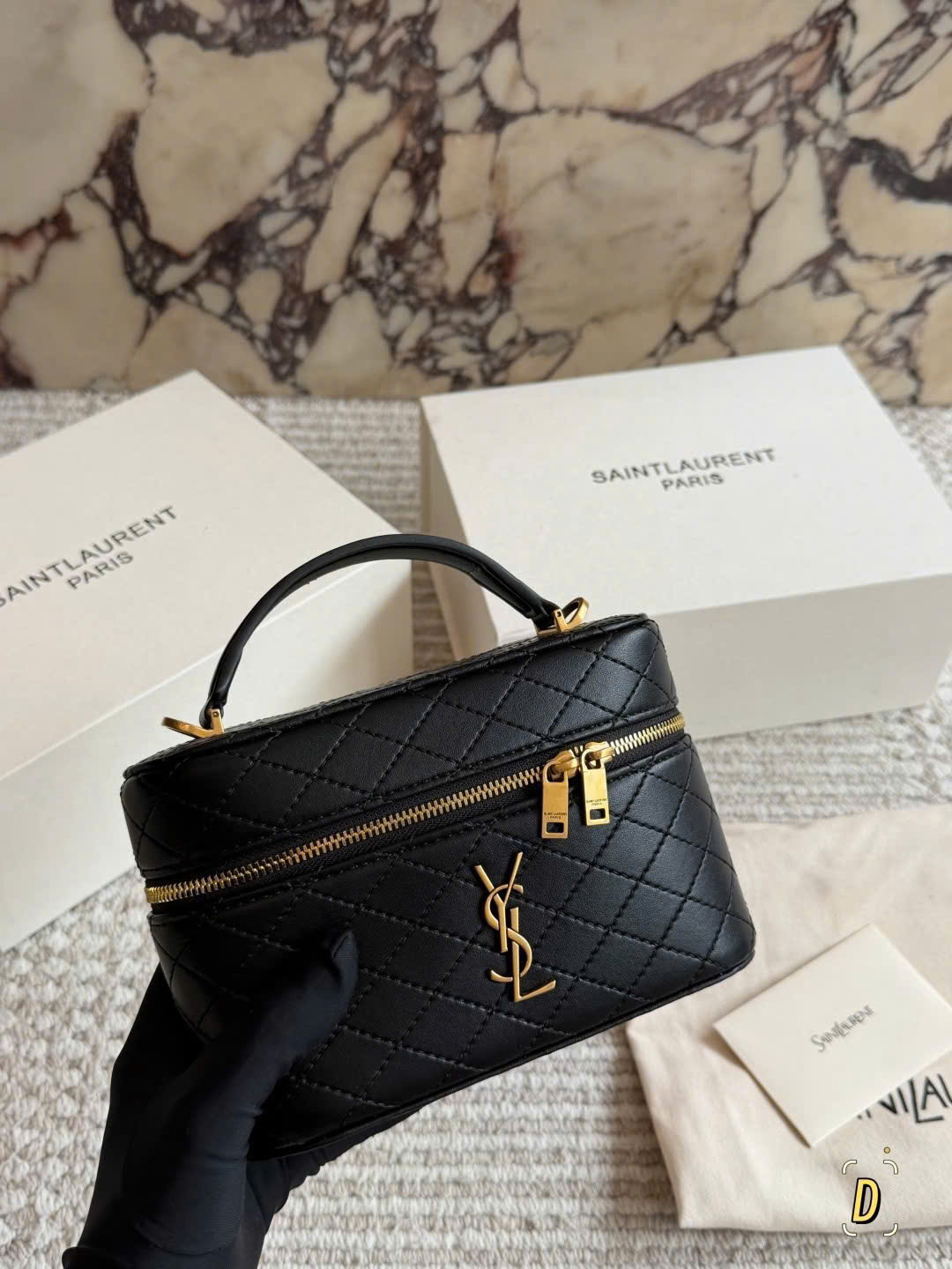 입생로랑 YSL 베니티 SP 백