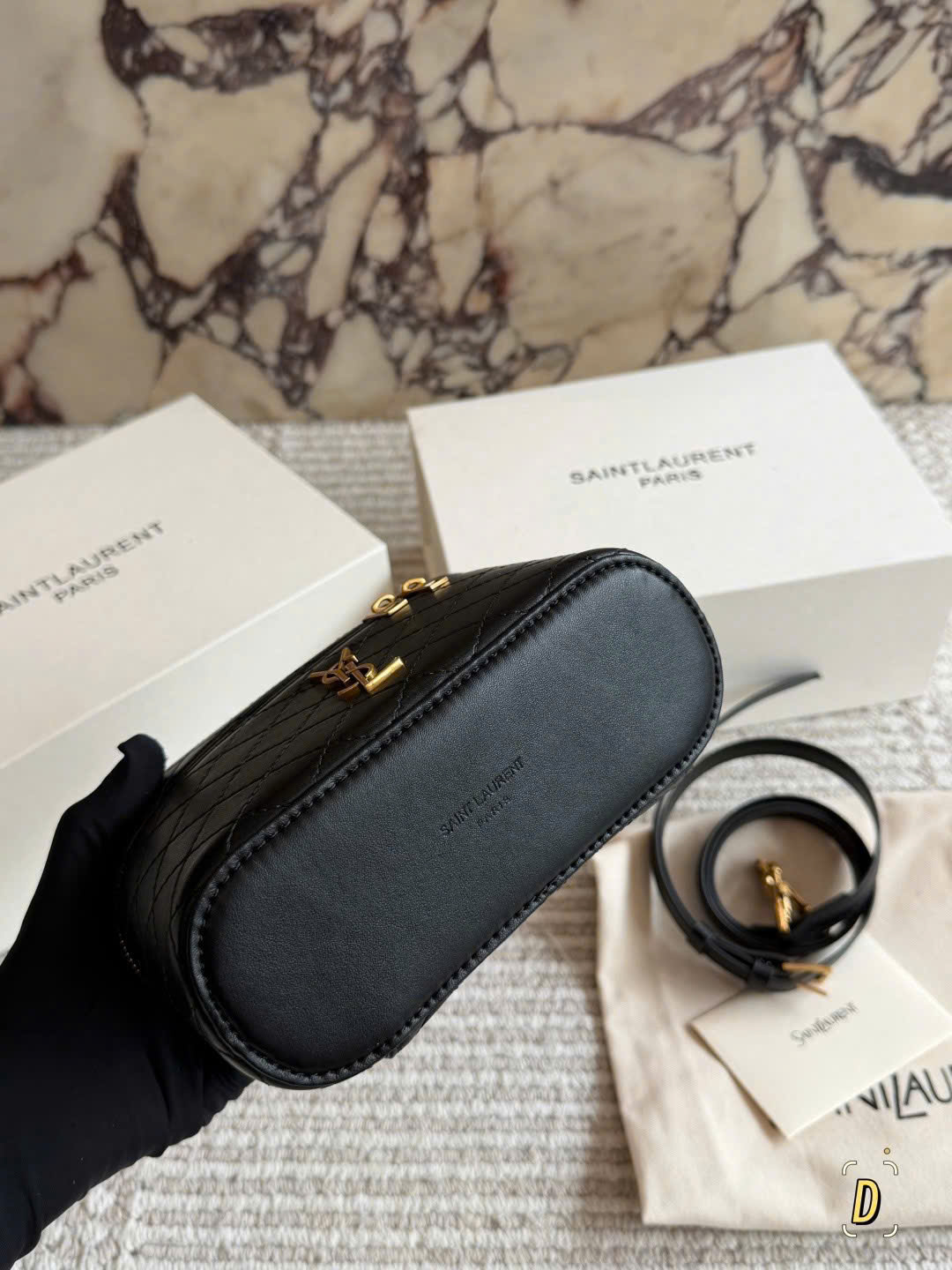 입생로랑 YSL 베니티 SP 백
