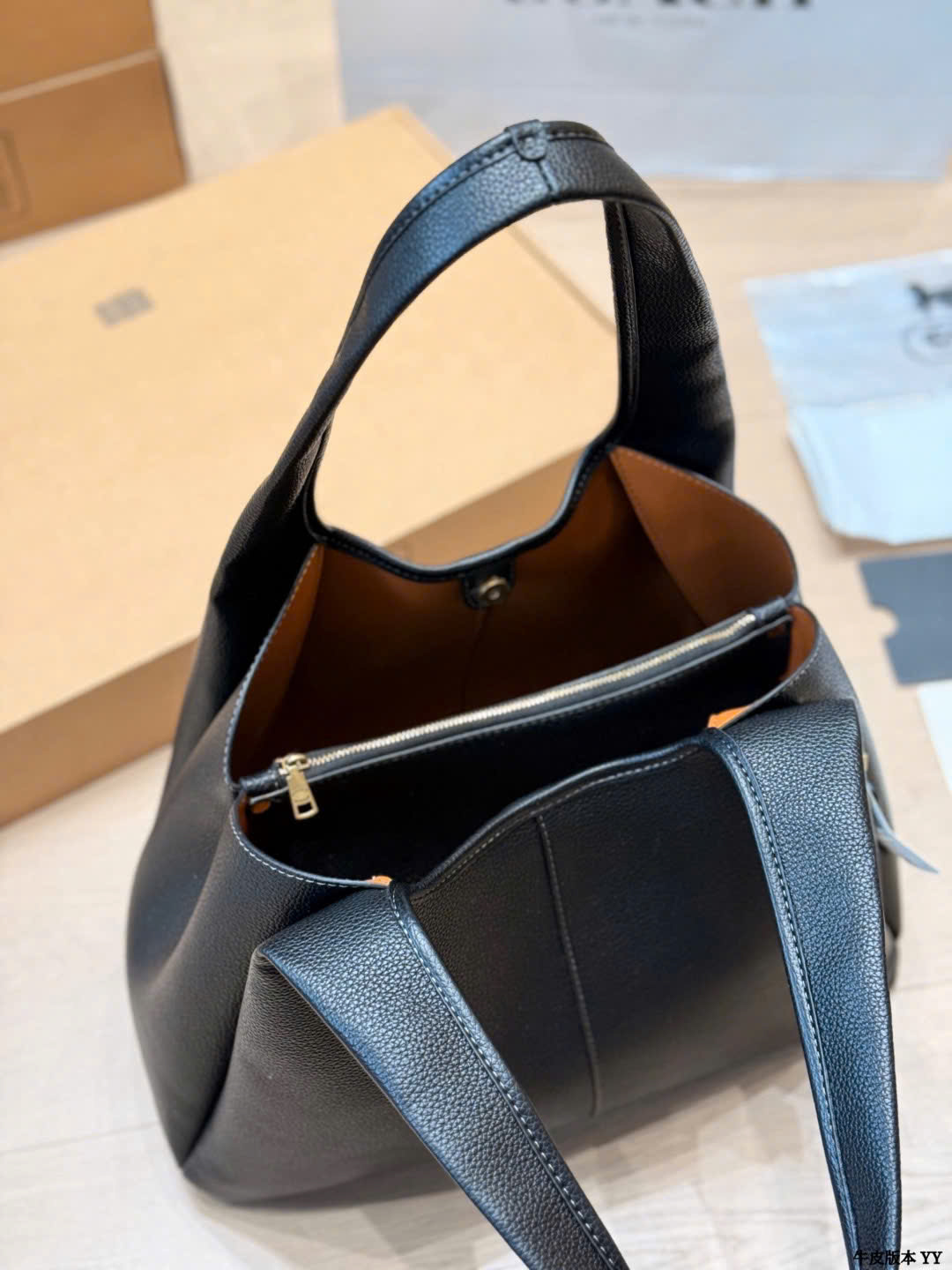 COACH Lana New Shoulder Bag